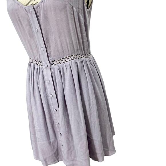 TOBI Lavender Purple Casual ButtonFront Mini Dress Eyelet Crochet Waist Sundress - Picture 3 of 10